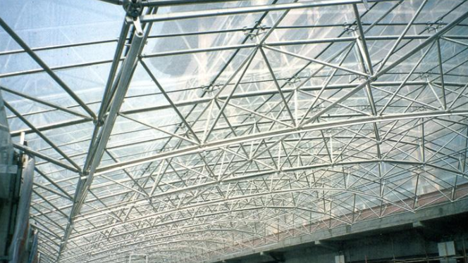 信州区网架公司的彩色压型钢板的吊装方法有哪些